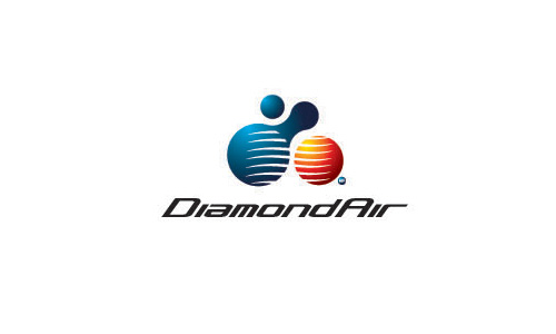 4個(gè)不同大小的圓形用不同的顏色填充來(lái)體現(xiàn)Diamondair的品牌標(biāo)志設(shè)計(jì)